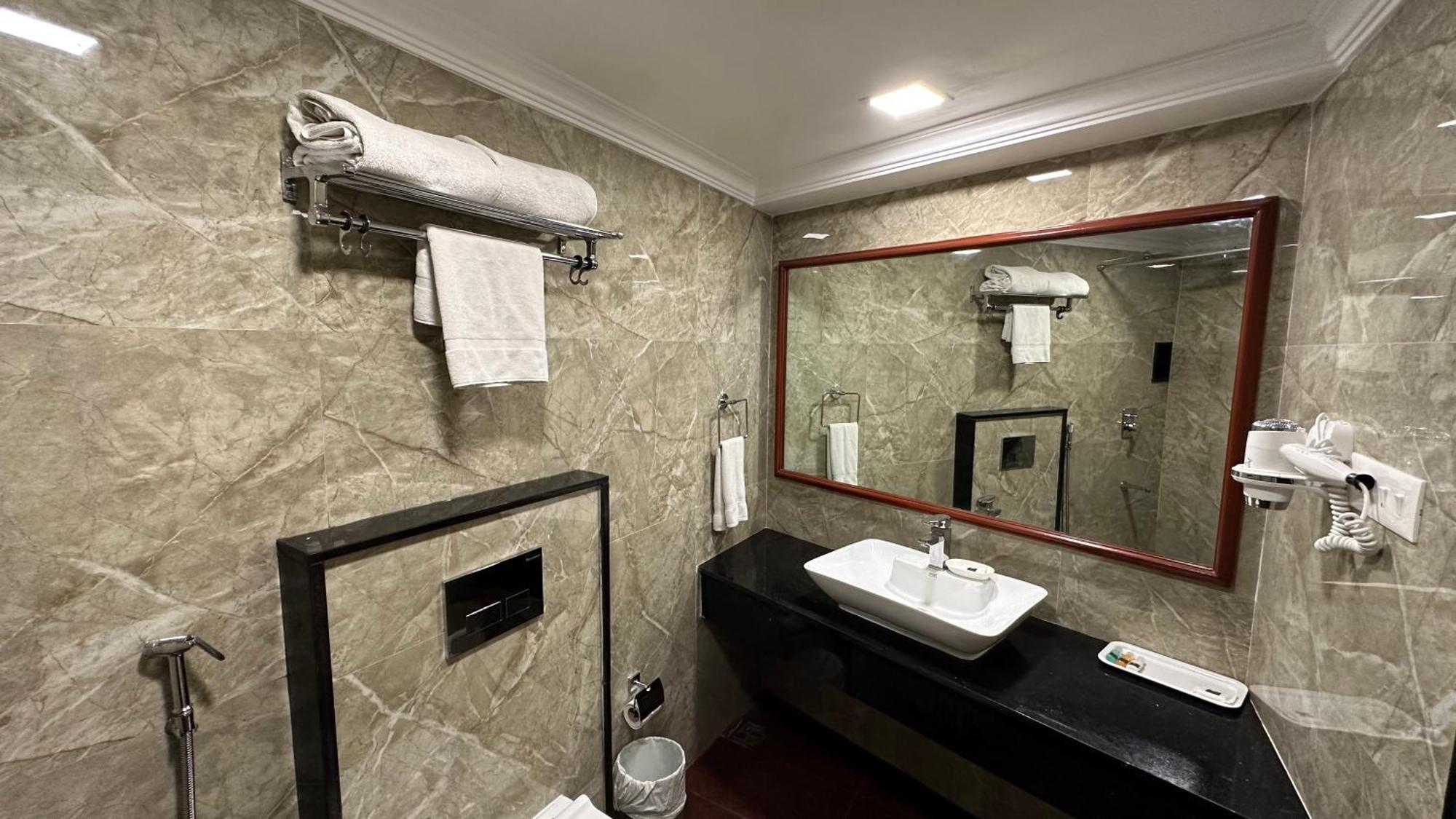 Hotel Annamalai International Puduččéri Exteriér fotografie